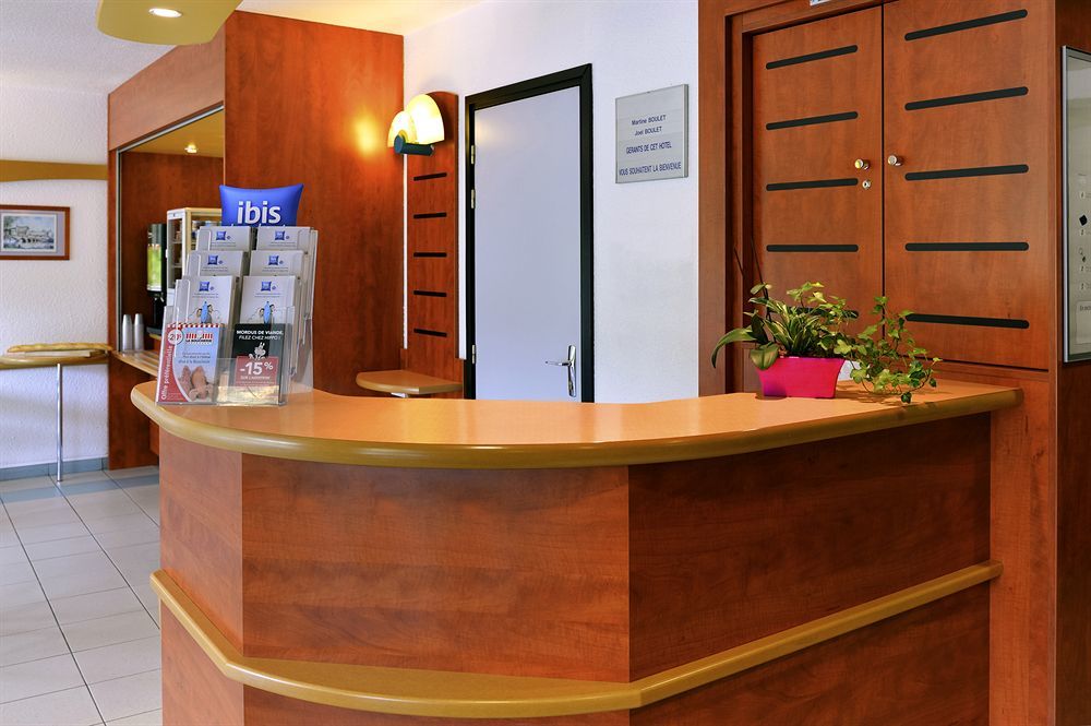 Ibis Budget Marmande Exterior photo